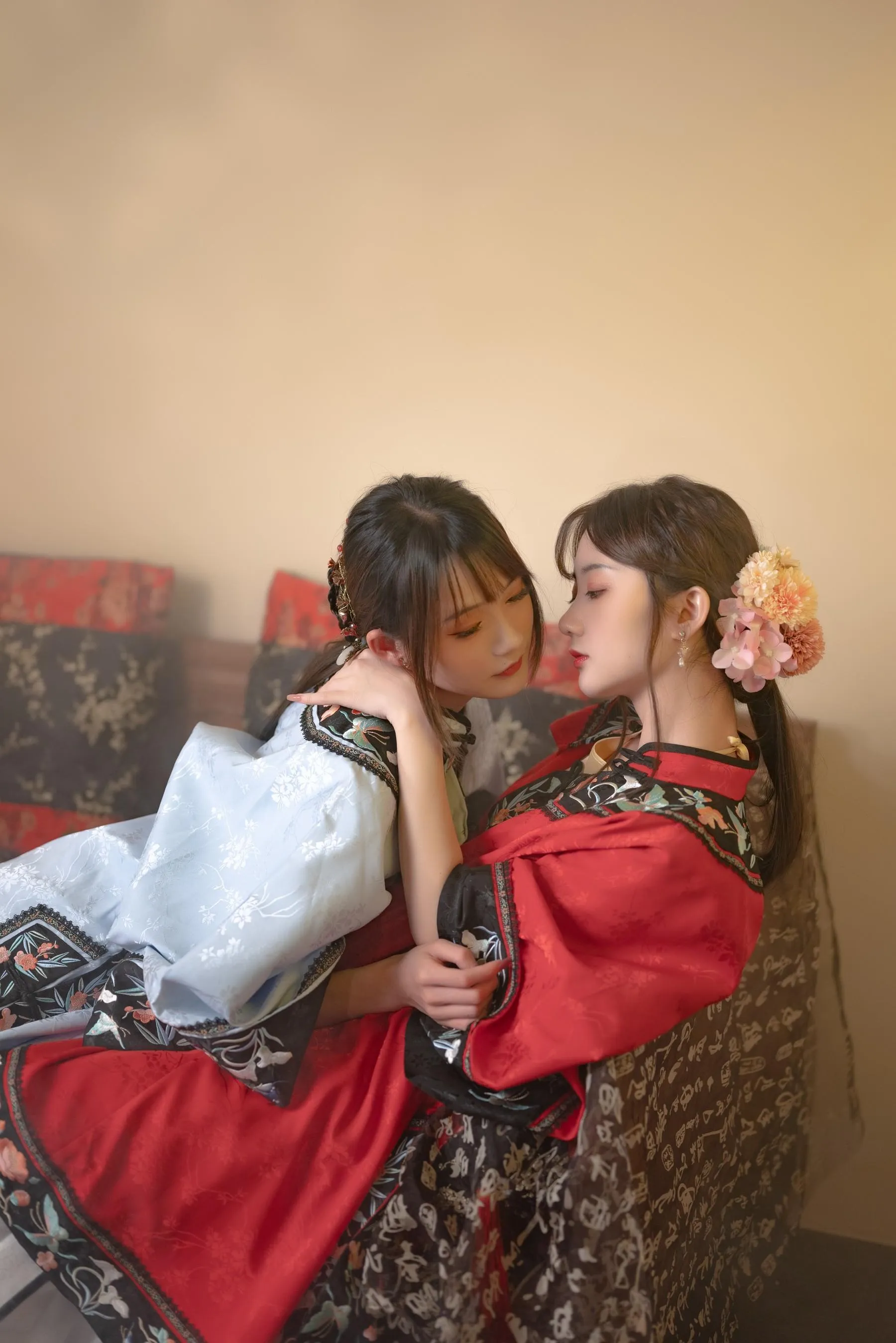 [艺图语] 2022.06.30 深闺 兔子Zzz不吃胡萝卜 [32P]插图8